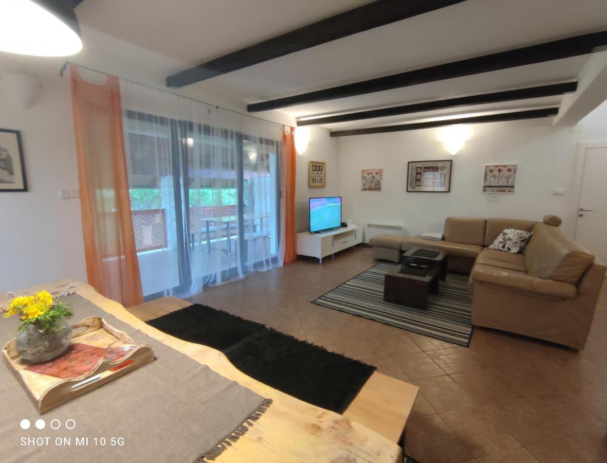 Mila Holiday Home Lohovo Ngoại thất bức ảnh